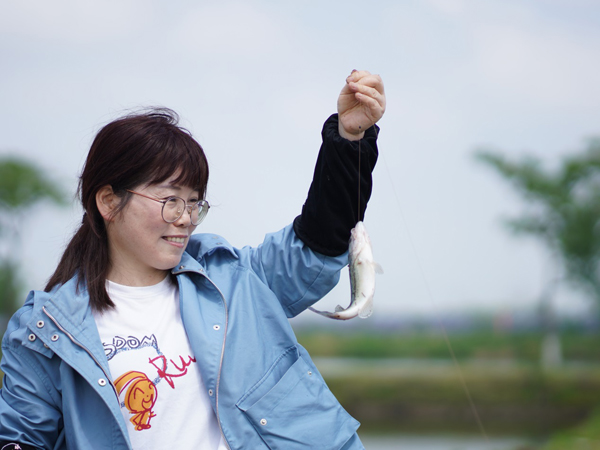 公司工會開展職工釣魚比賽 公司工會開展職工釣魚比賽