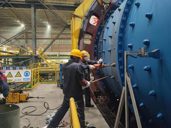 安裝公司順利完成金冠銅業(yè)選礦車間檢修任務 安裝公司順利完成金冠銅業(yè)選礦車間檢修任務